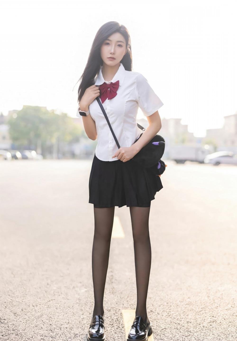 ����������С��˽������