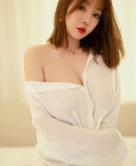 智勇大冲关美女